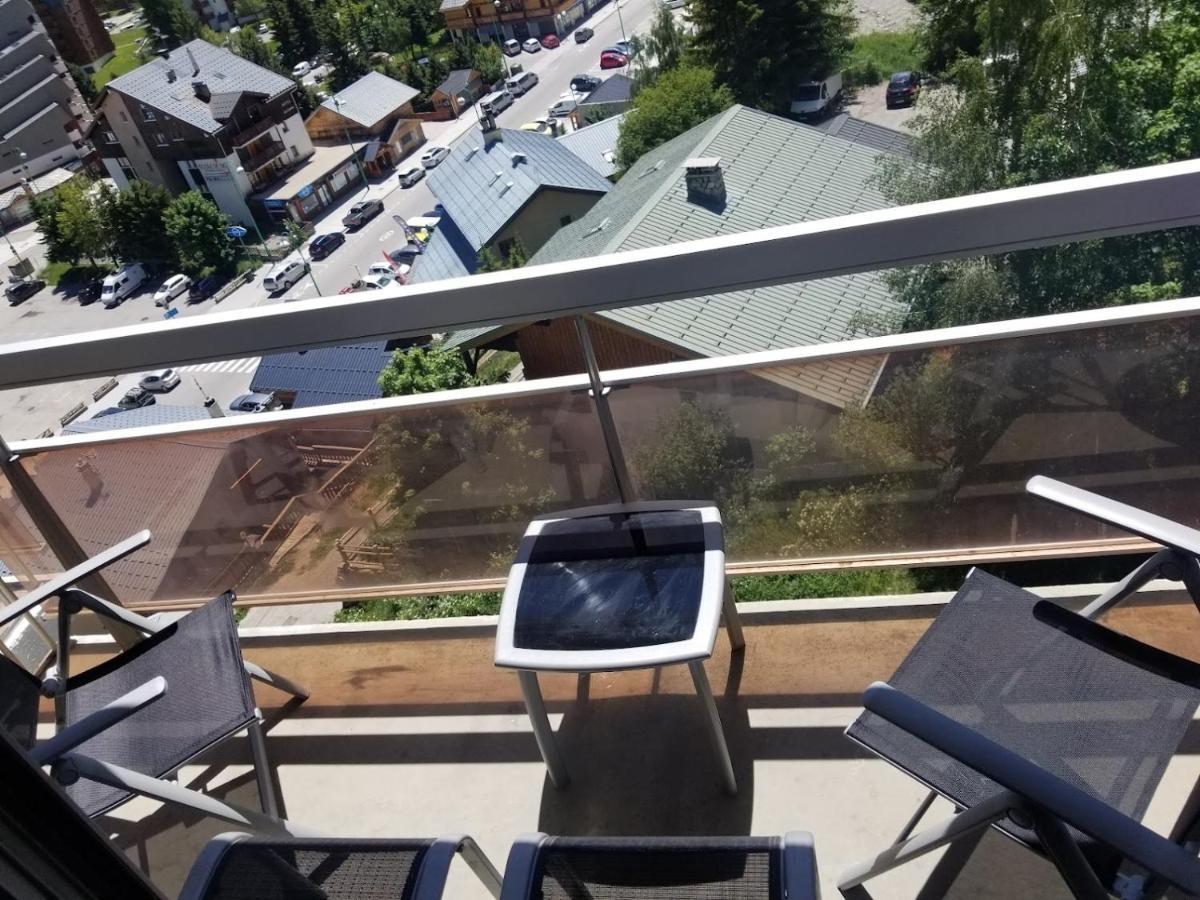 Magnifique Vue Centre Station Apartment Лес дьо Алпс Екстериор снимка
